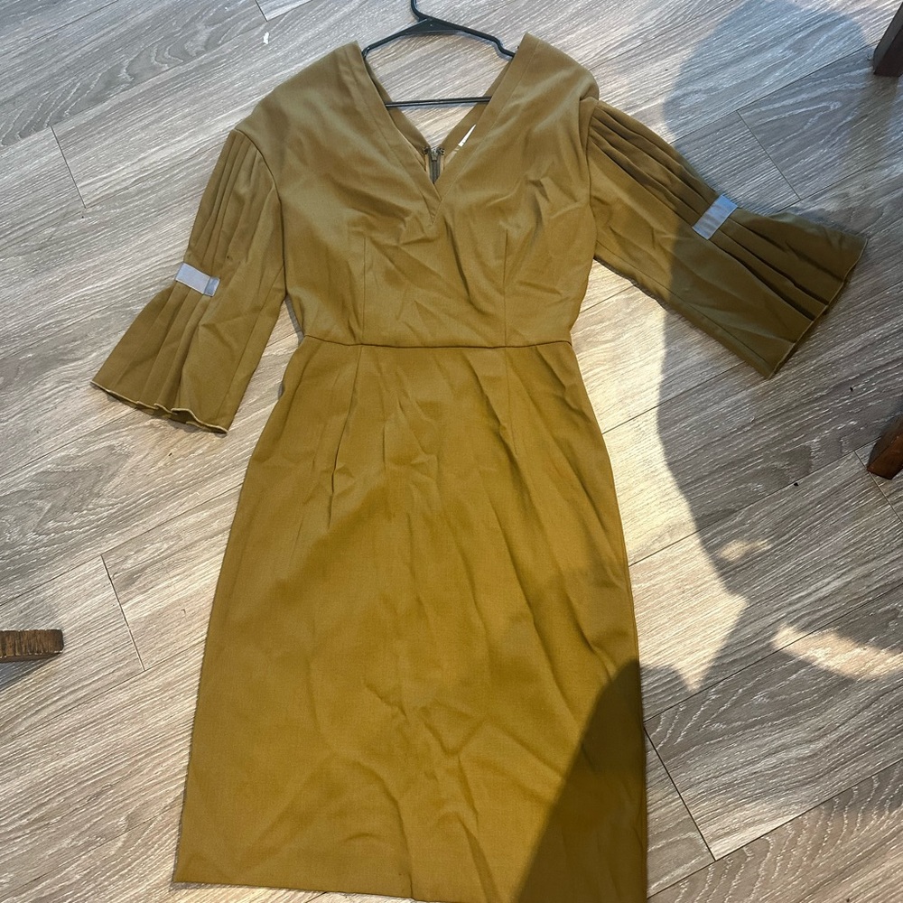 VIONNET Paris V Neck Green/Brown Accordion Sleeve Dress, size Small/Medium